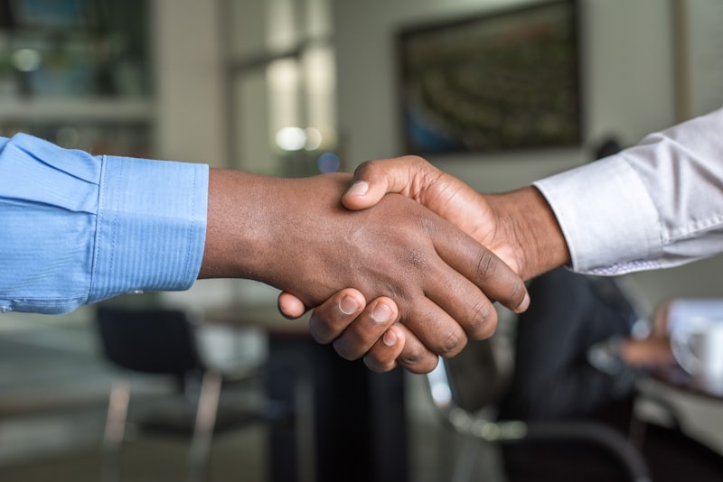 Confronto tra debitore e creditore